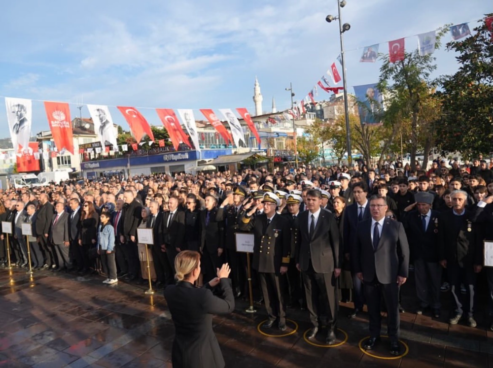 Sarıyer’de Atatürk Saygı ve Minnetle Anıldı